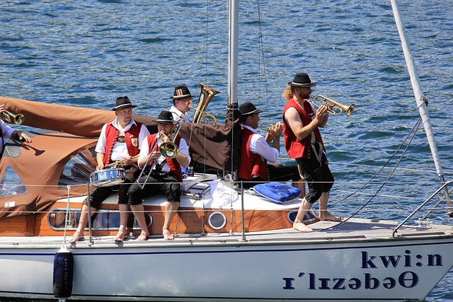 希罗不仅依 希罗不仅依