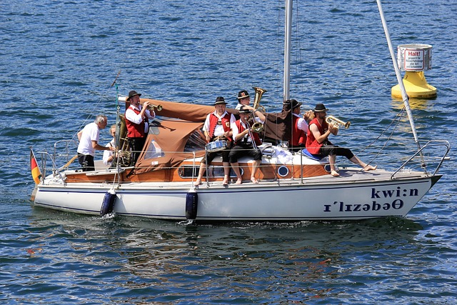 表现却是实 表现却是实