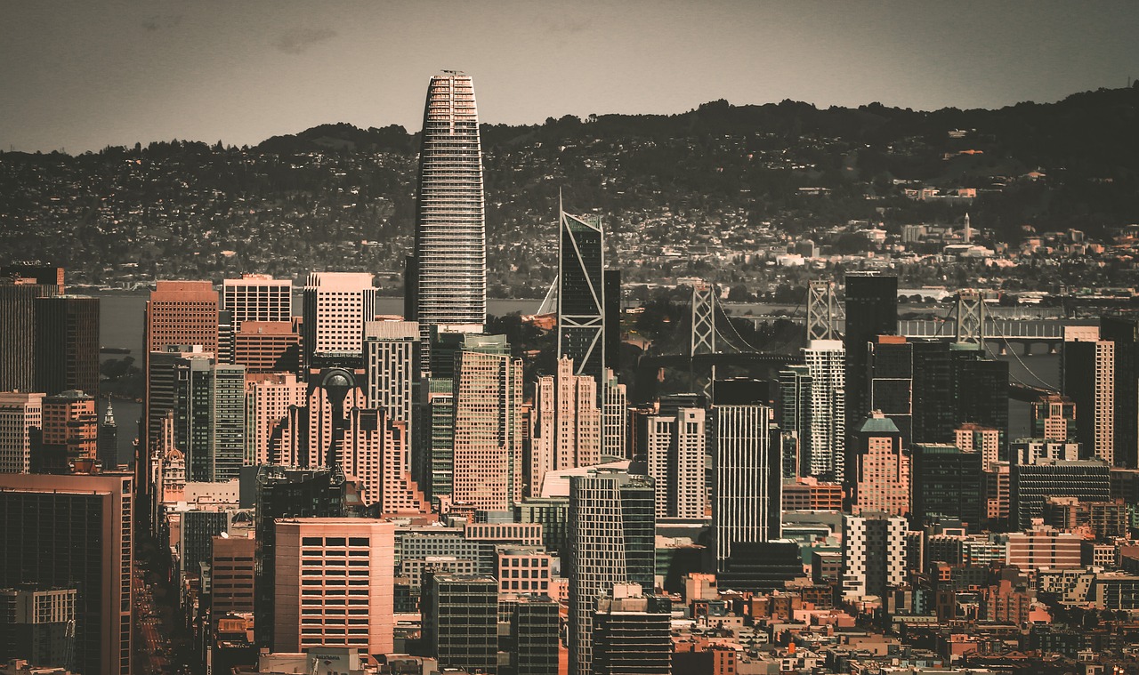 快船变阵，小卡缺阵，哈登单核硬刚骑士双塔.